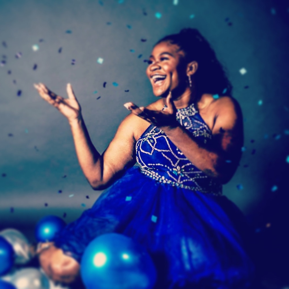 Meet your Posher, Sahniya